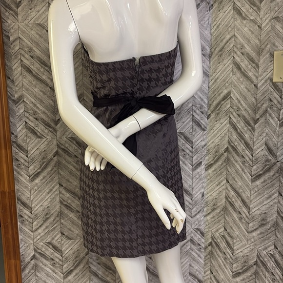 Le Chateau Strapless Black and Gray, with pockets Dress- small - Picture 8 of 9